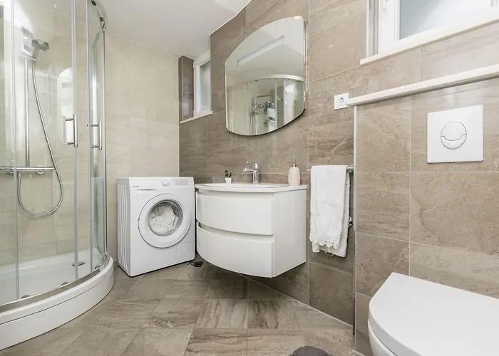 Maja Apartman *