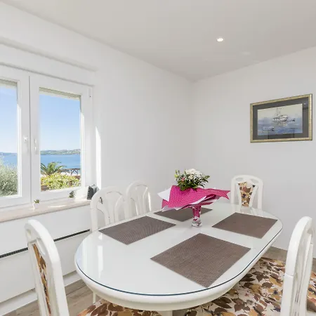 Maja Apartmán Trogir