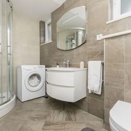 Maja Apartmán *