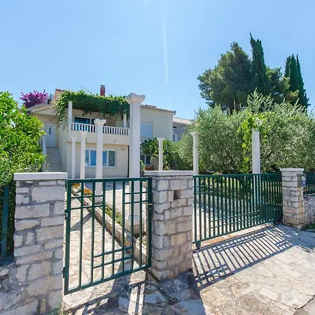 Maja Apartman