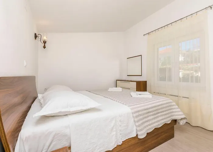 Maja Appartement *
